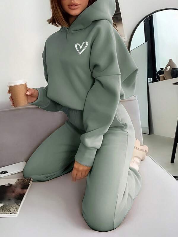 Conjunto Moletom Com Capuz Bordado Coração Calça Ribana