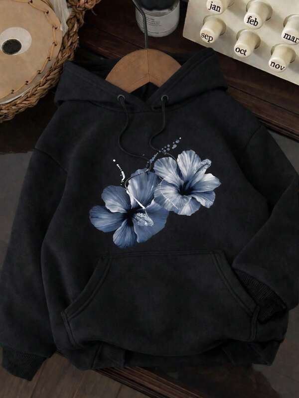 Moletom Com Capuz Bolso Canguru Estampa Floral e Cordão