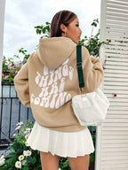 Moletom Com Capuz Lettering Grande nas Costas e Ribana